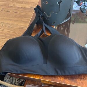 Athleta Black Sports Bra